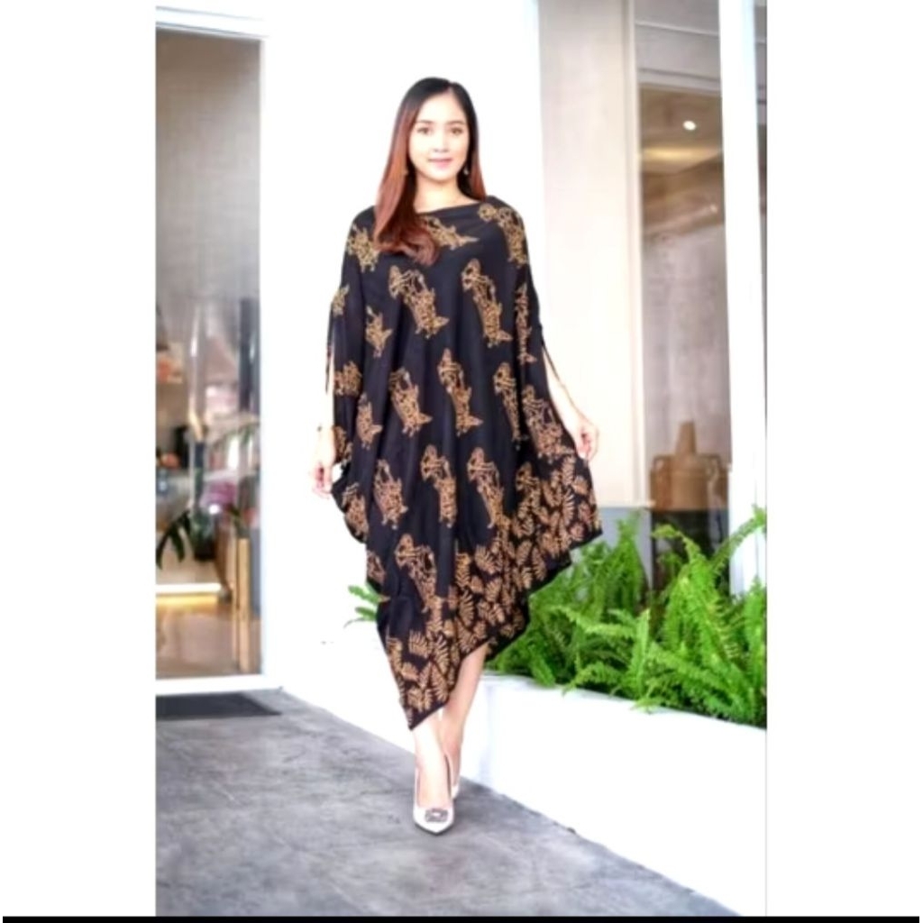 Kaftan Asimetris Batik // Kaftan Semerbak Batik // Outer Batik // Outer Asimetris