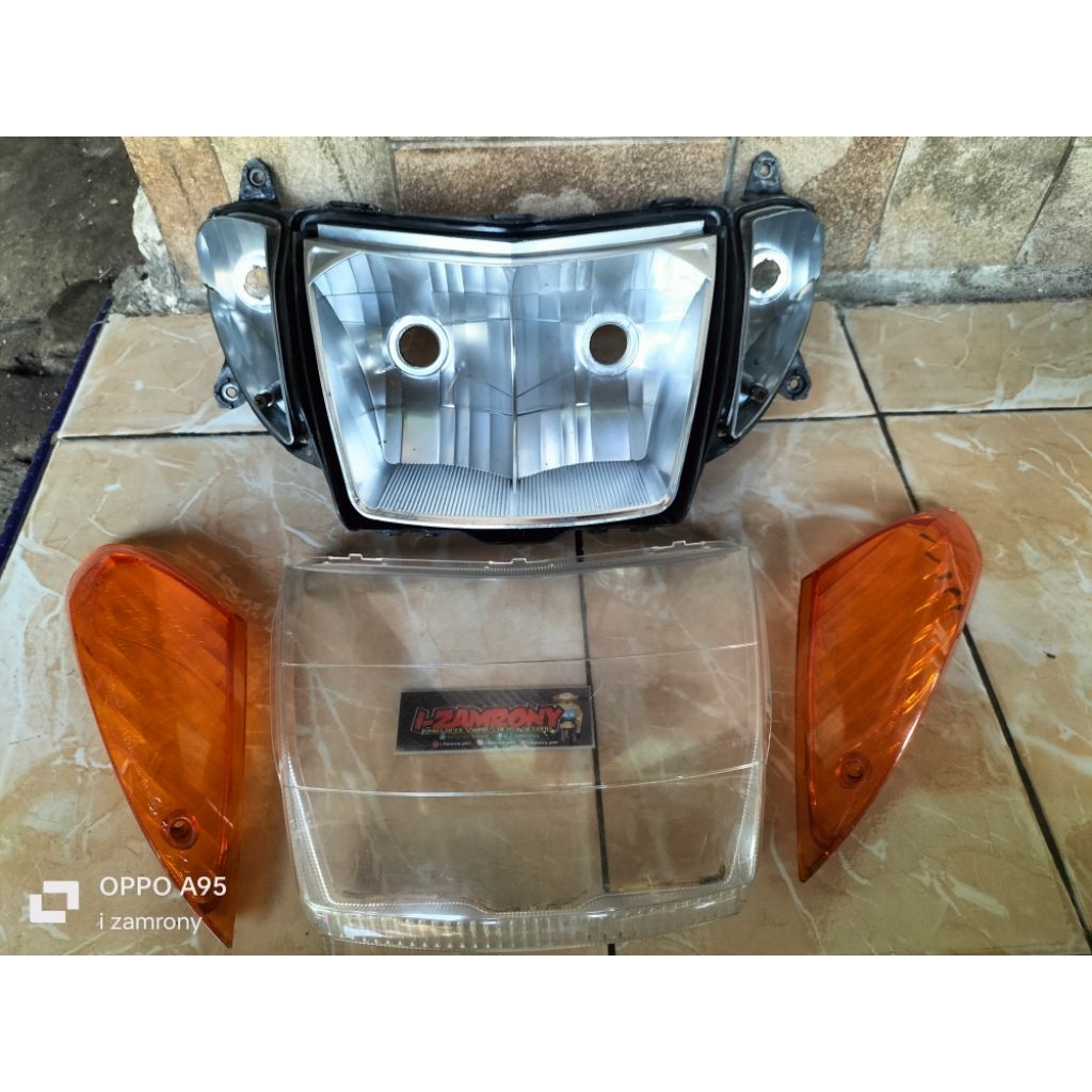 Reflektor hedlamp depan Nouvo lele