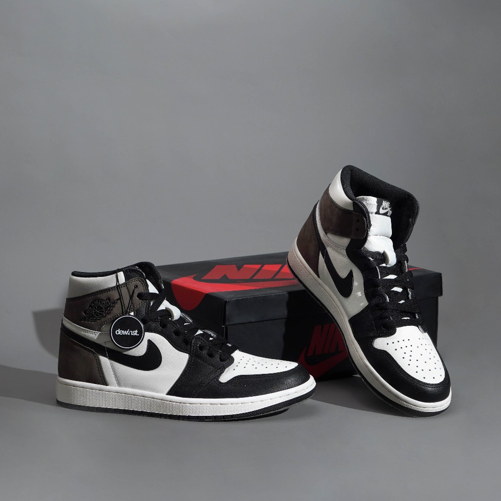 Air Jordan 1 Retro High OG Dark Mocha