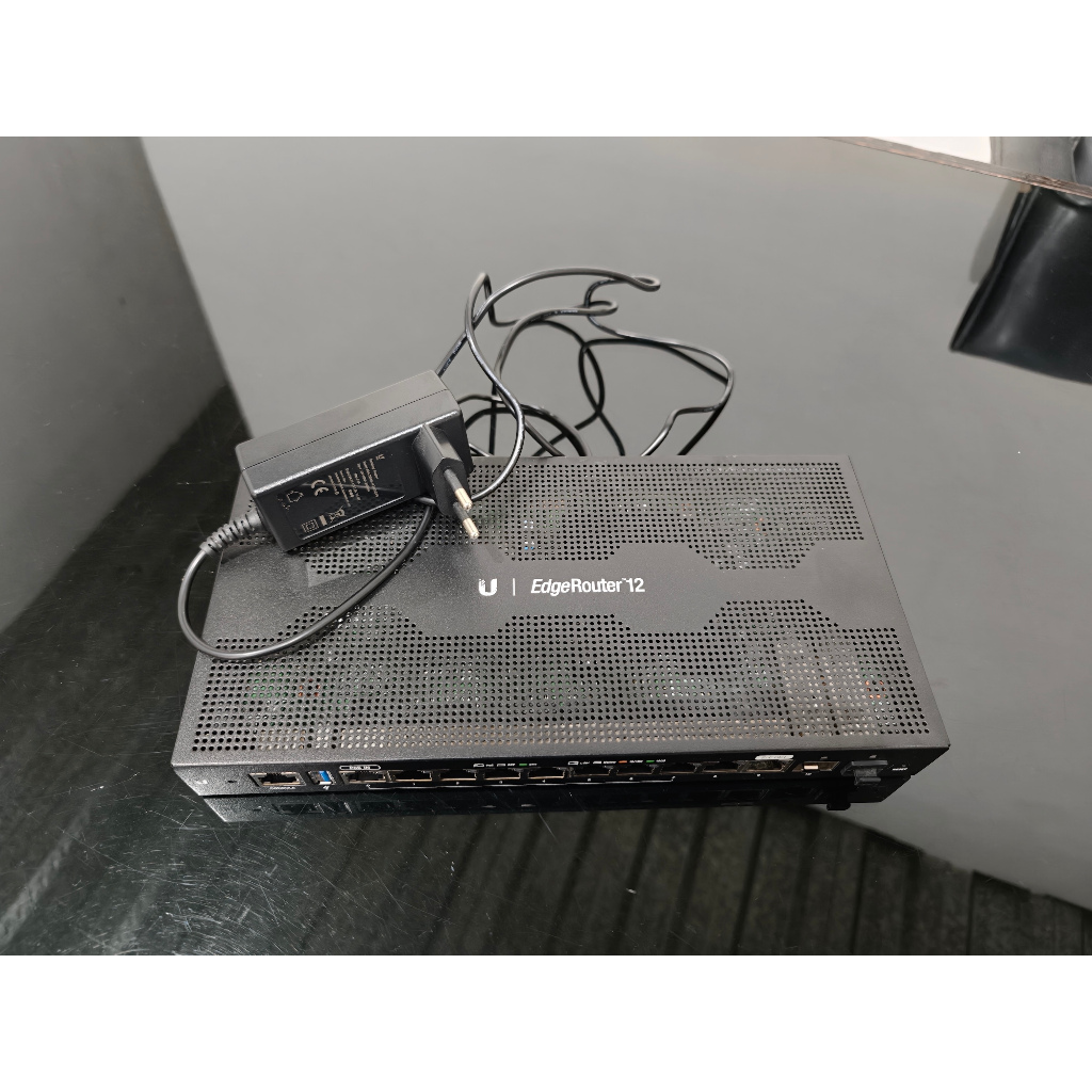 Ubiquiti EdgeRouter 12 ER-12 Gigabit | Bekas Normal | Router Powerful