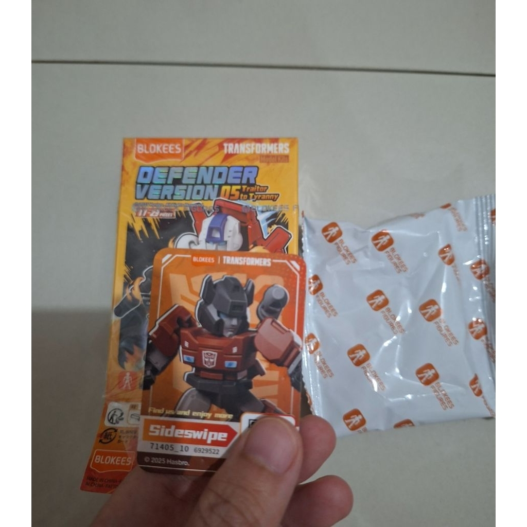 blokees defender 05 sideswipe ofc