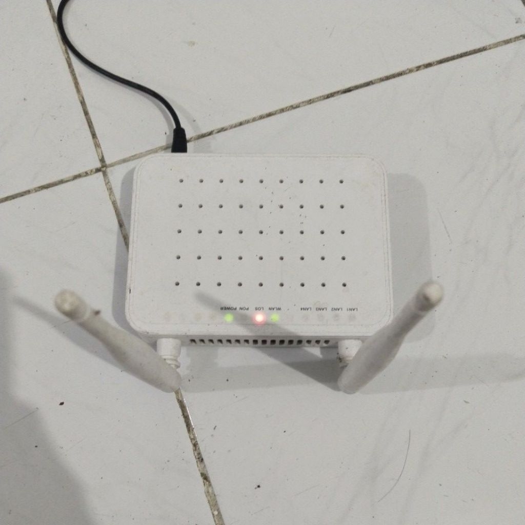 MODEL: BDCOM GP1704-4F-E TIPE : ONU BARANG SESUAI FOTO KONDISI NORMAL