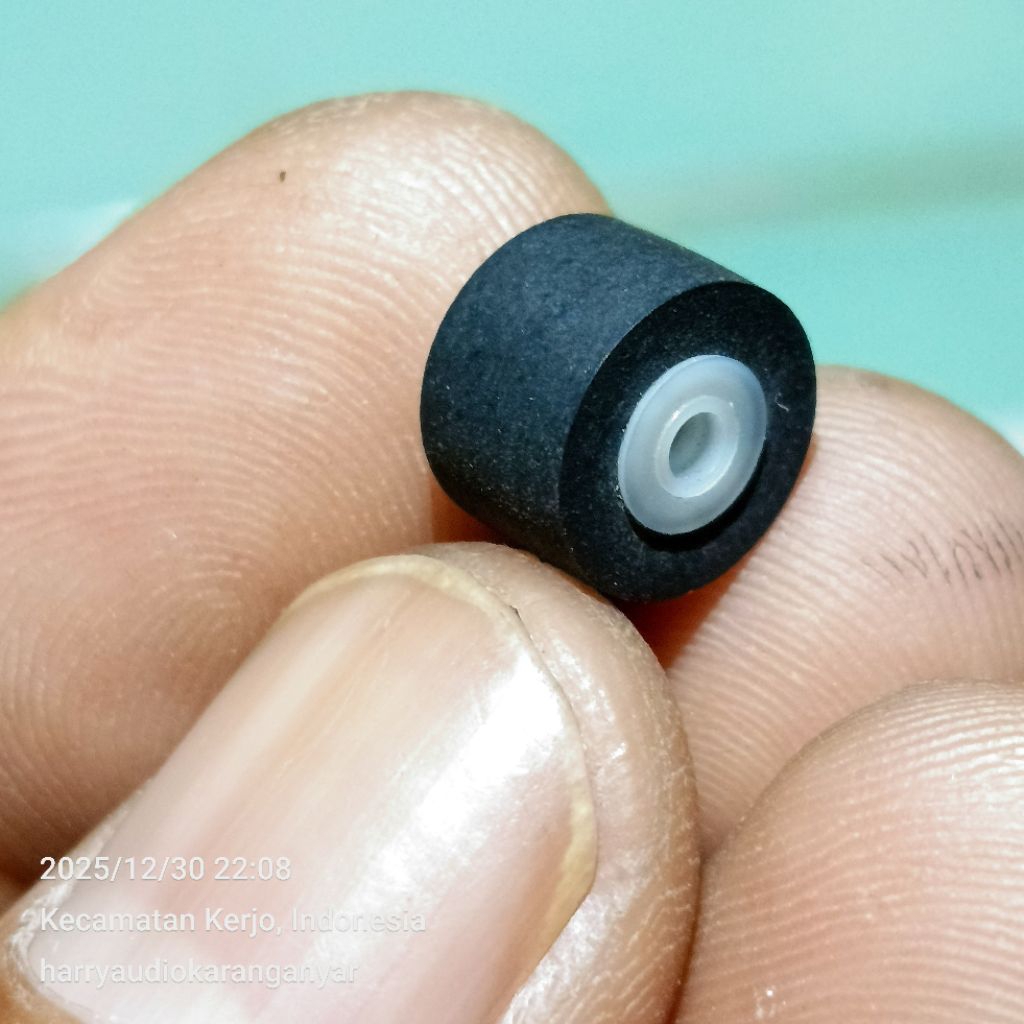 Pinch Roller 9,5 mm  – Lubang AS 1,5 mm – Karet Roller Tape Cassette Deck – Tape Recorder Tape Deck 