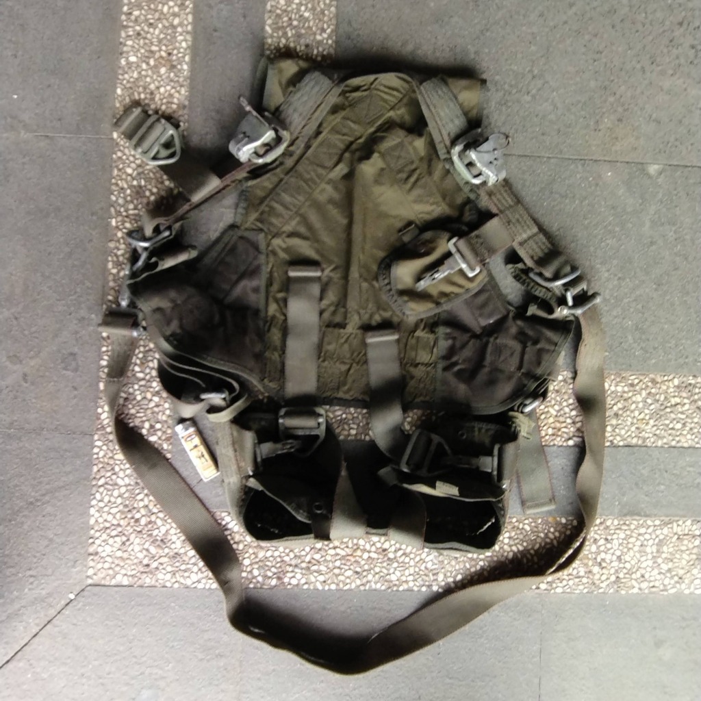 Vintage Rompi Army Terjun Payung West German Army Paratrooper Vest 3,5 kg