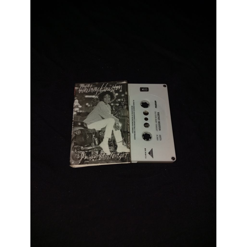 Kaset Pita Whitney Houston - i'm your baby tonight