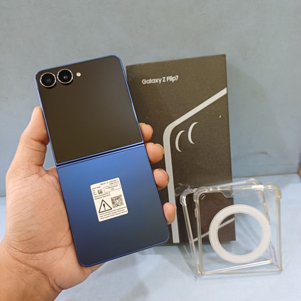 samsung galaxy z flip 7 5g sein ram 12/256 gb fullset second