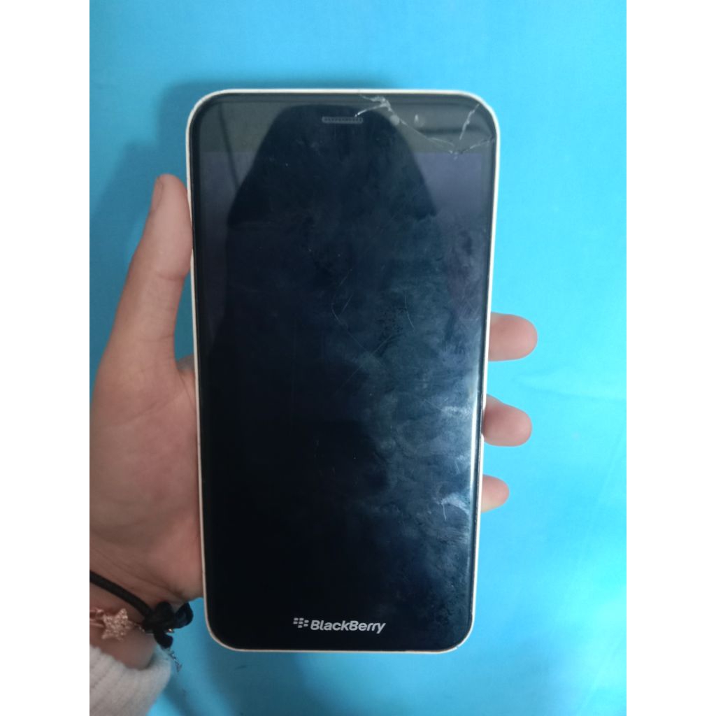 lcd blackberry aurora