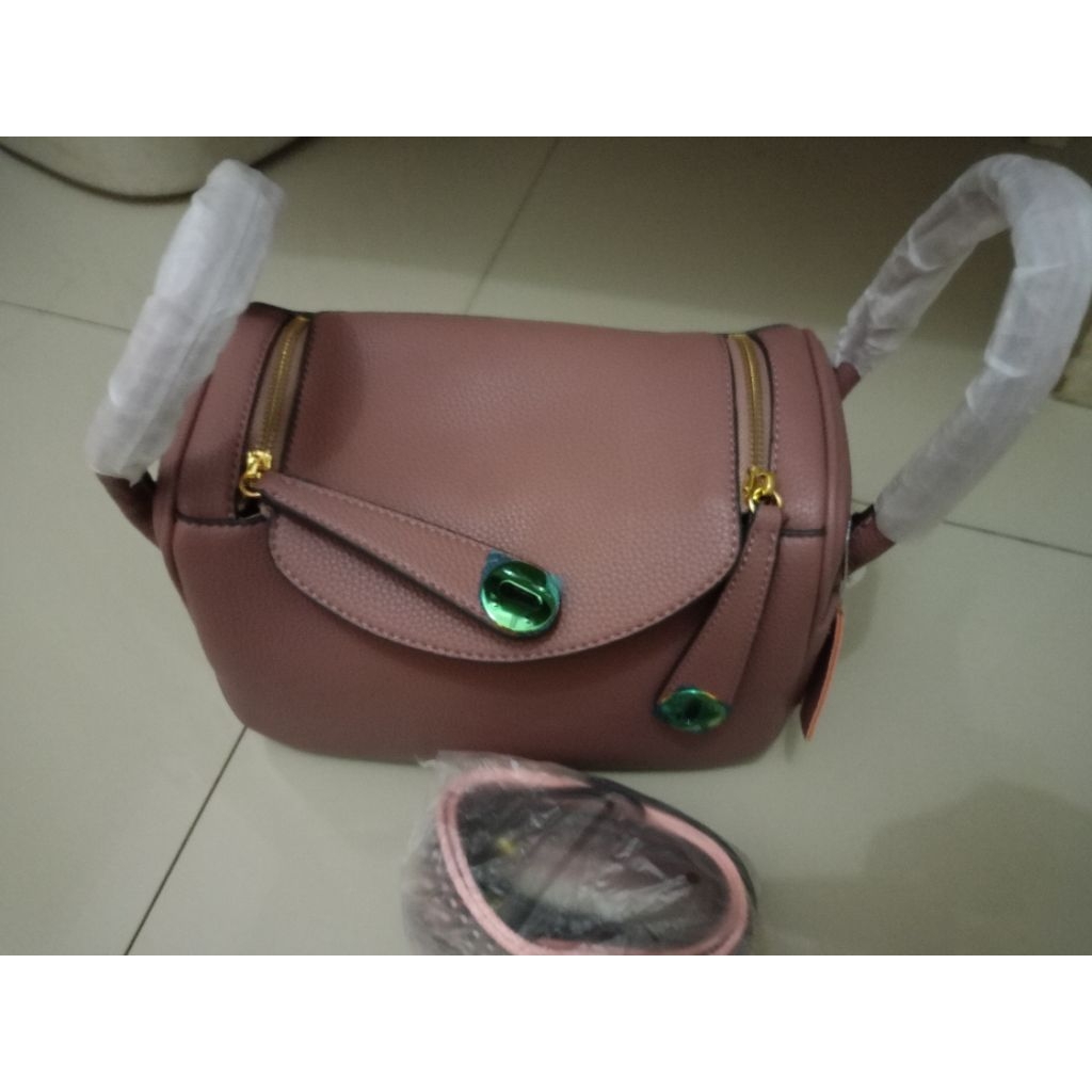 tas Lindy no brand