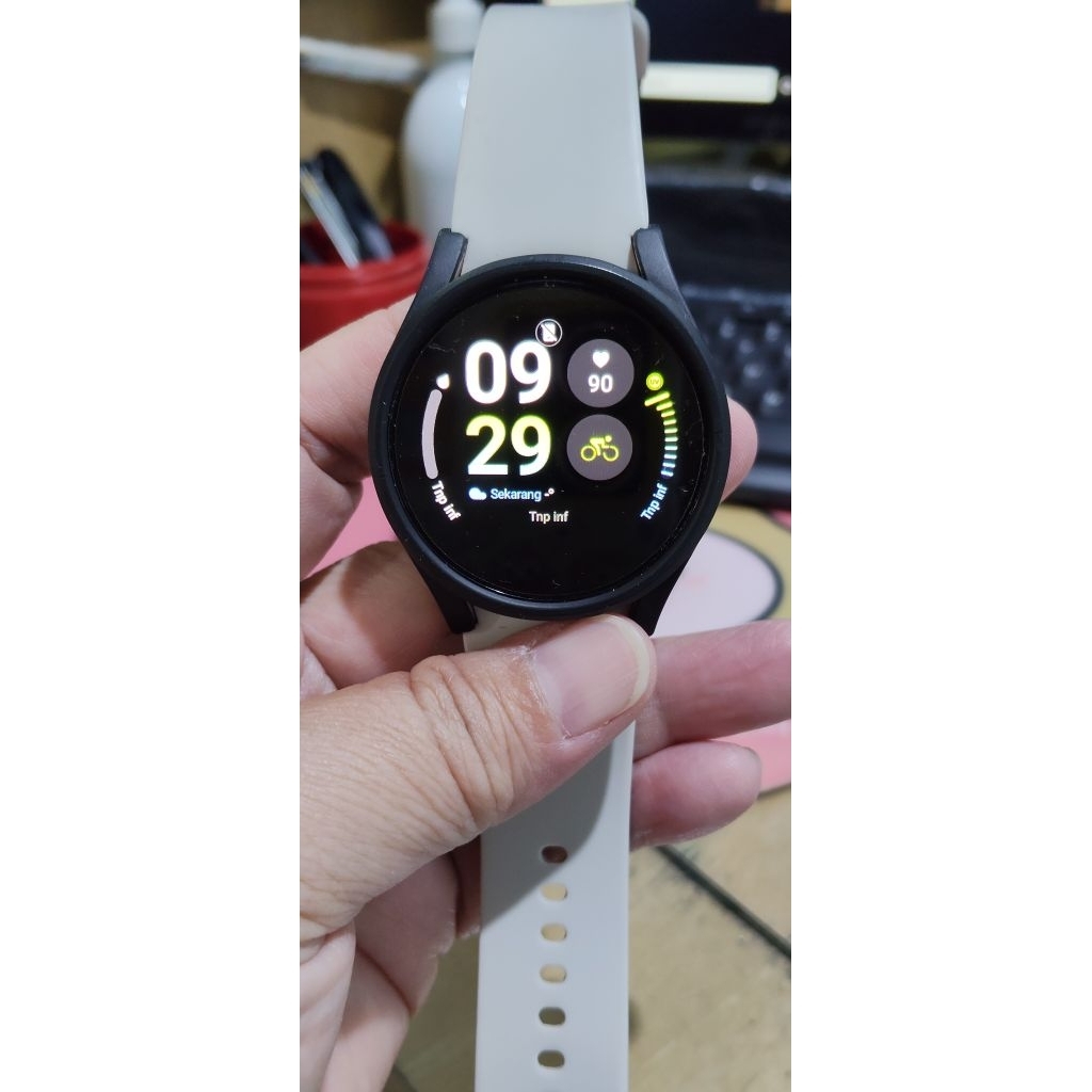 JAM PINTAR / SMART WATCH SAMSUNG GALAXY WATCH 4 SECOND