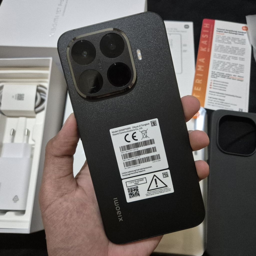 Xiaomi 15T Pro 12/1TB | 12/512 Second Fullset Mulus No Minus Garansi Resmi