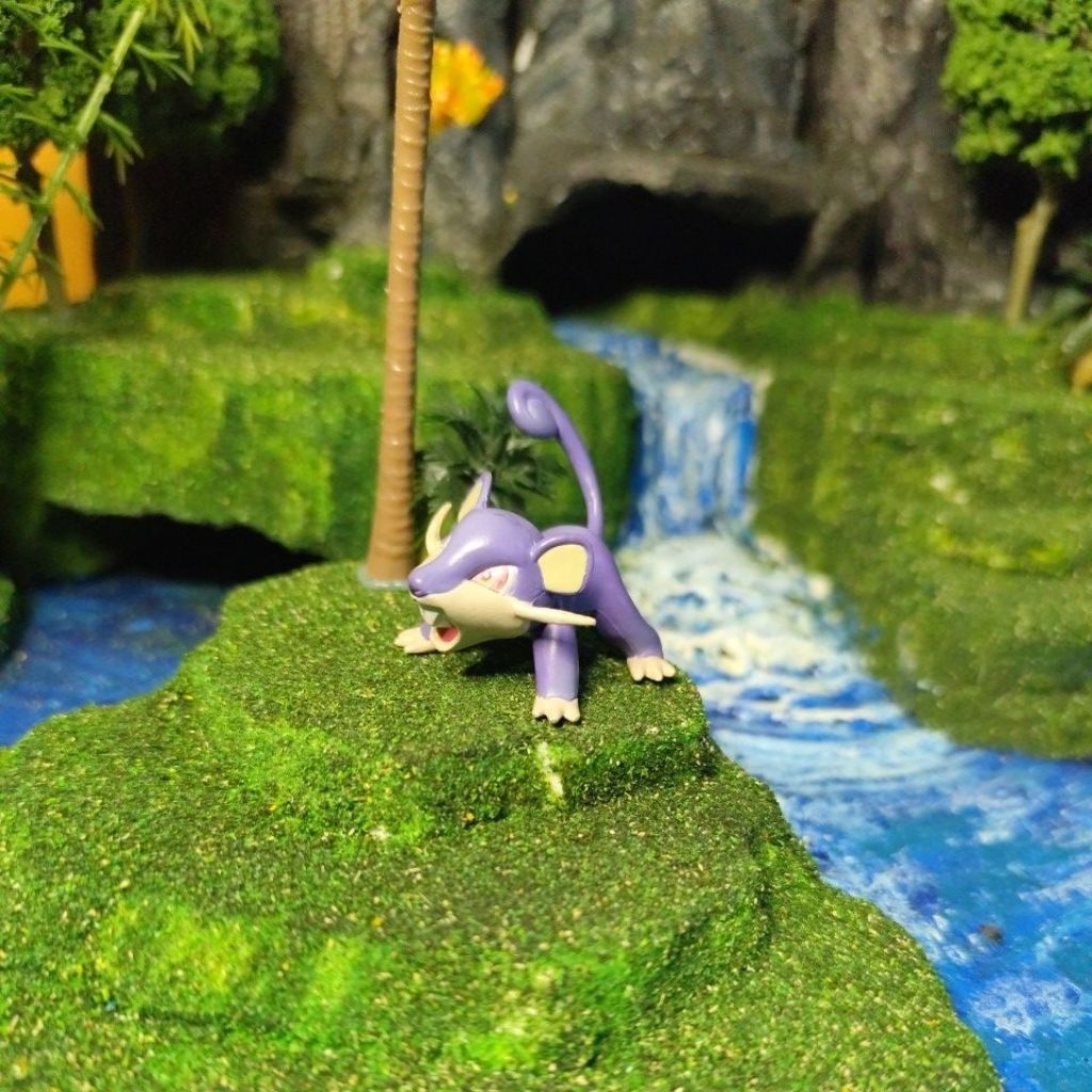 pokemon figure - raticate - tomy