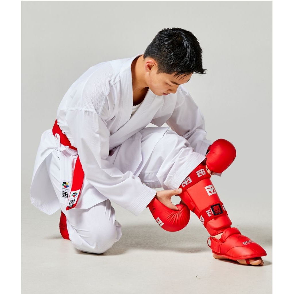 PELINDUNG KAKI KARATE mooto foot protector karate WKF APPROVED