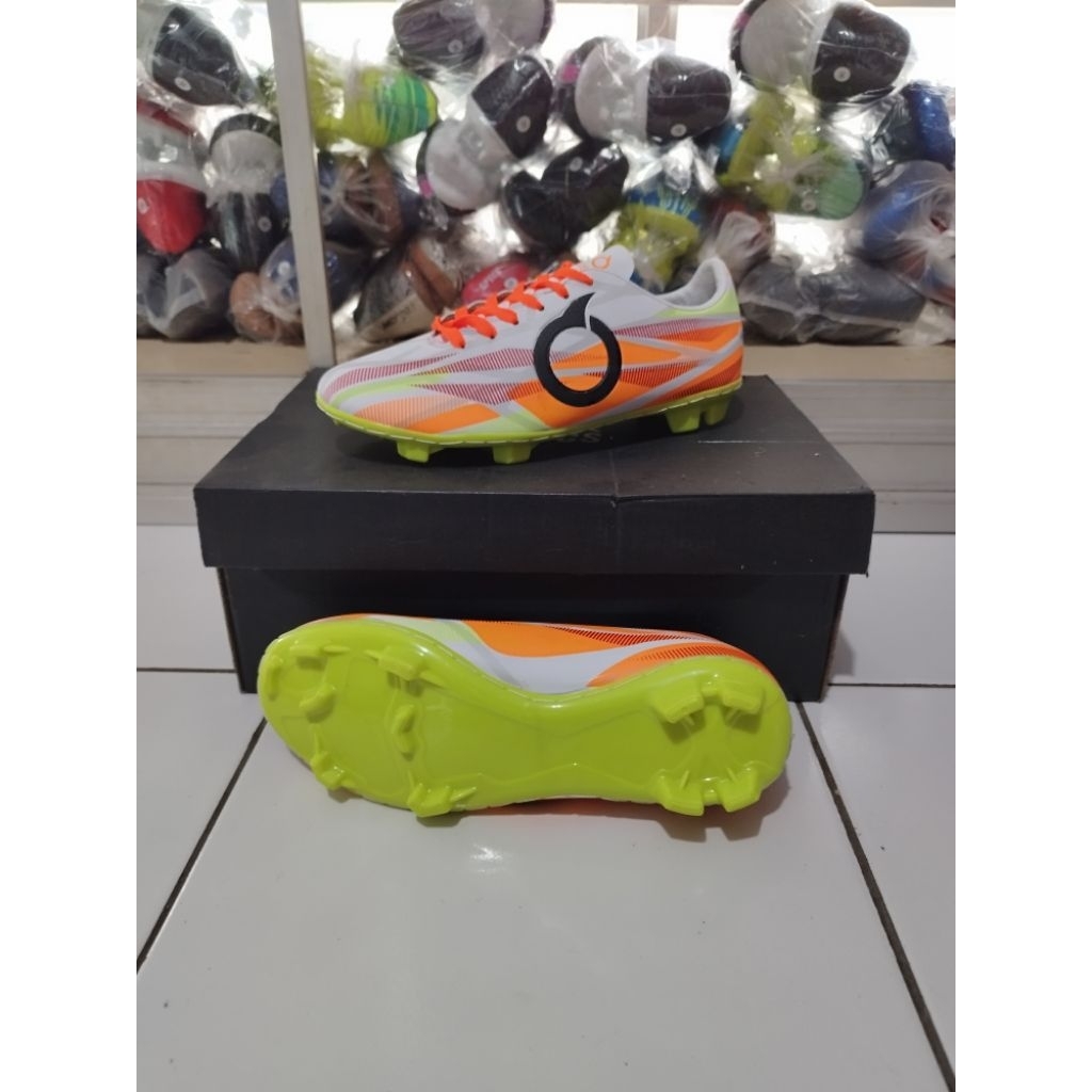 sepatu bola ortusight