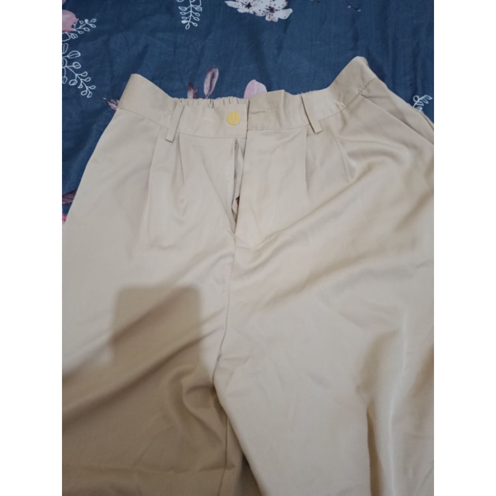 Preloved celana highwist bahan polyester