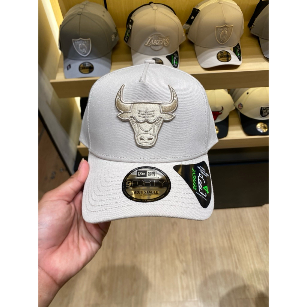 Topi New Era 940 A Frame Bulls White Ivory Grey Repreve