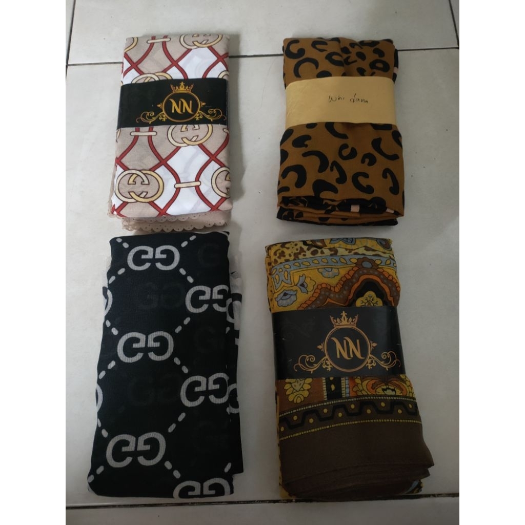 hijab segi empat Denai voal pilih motif bisa chat