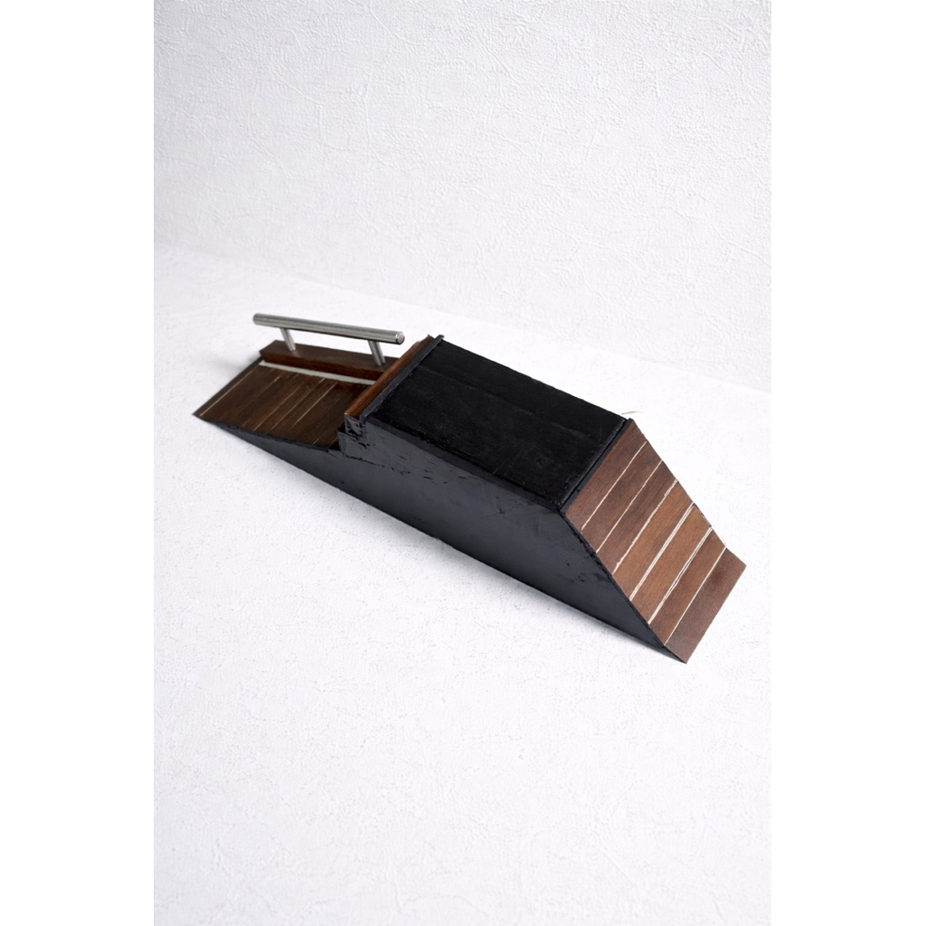 Obstacle Fingerboard Arena ramp [KOMOPARK 3]