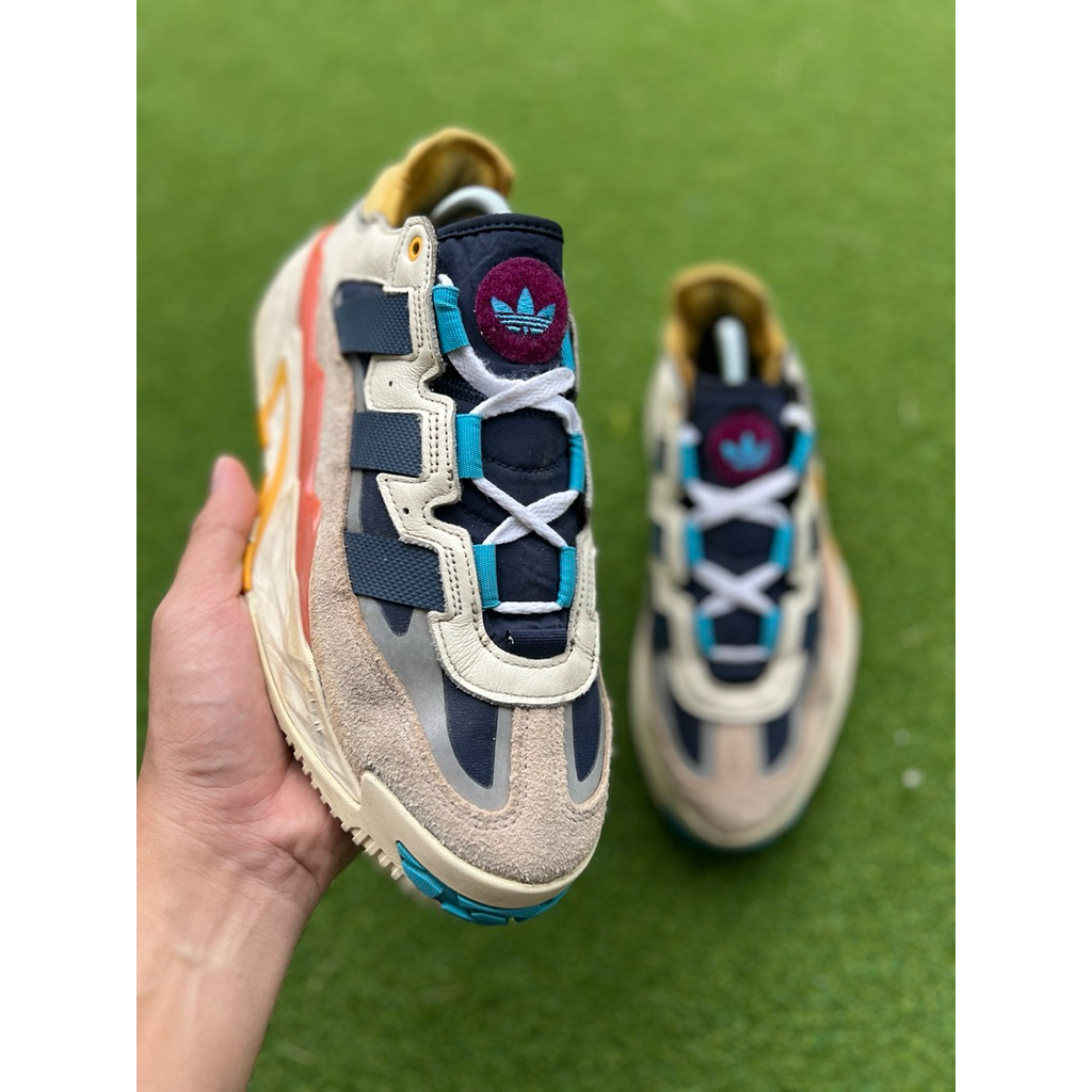 Adidas Niteball size 41 1/3 - Sepatu Sneakers Second Branded