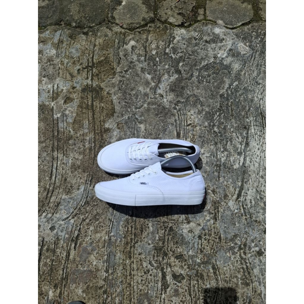 sepatu vans authentic lo pro white original size 42 insole 27,0