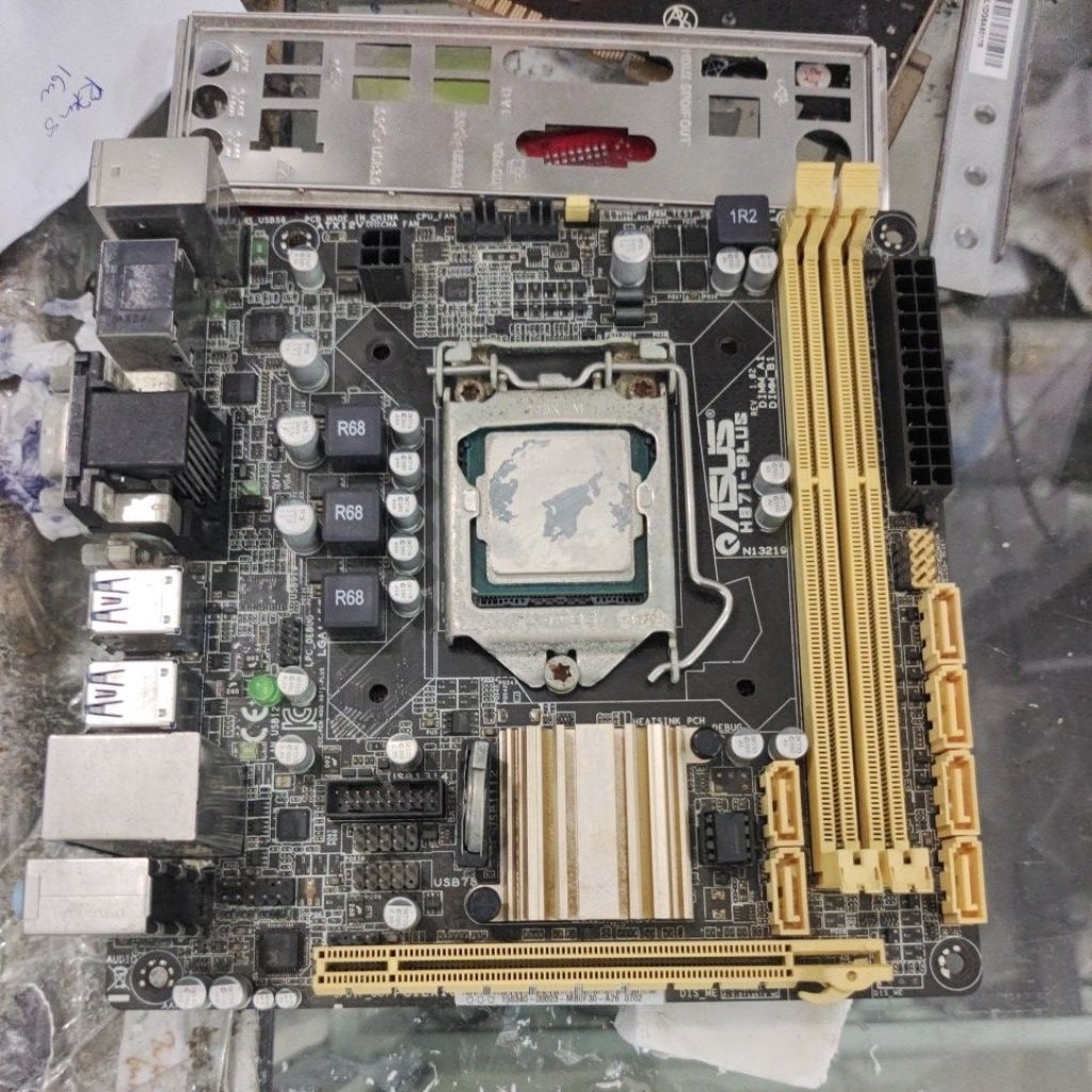 mainboard Asus h87i ddr3 + procsesor core i5 4670