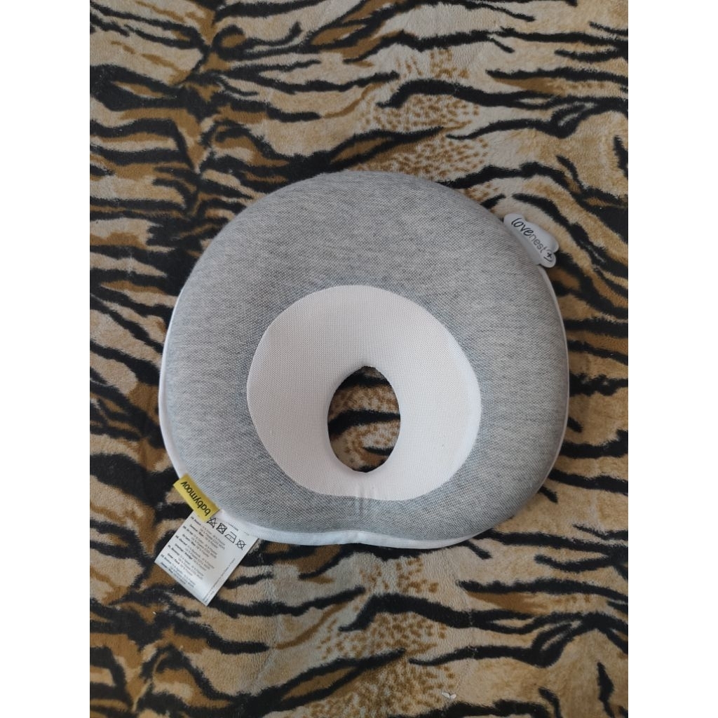 PRELOVED bantal bayi BABYMOOV/ bantal anti peyang bayi