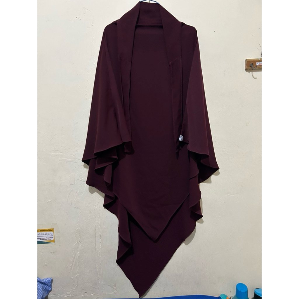 Preloved FK Aljenna Elmadina Barkha