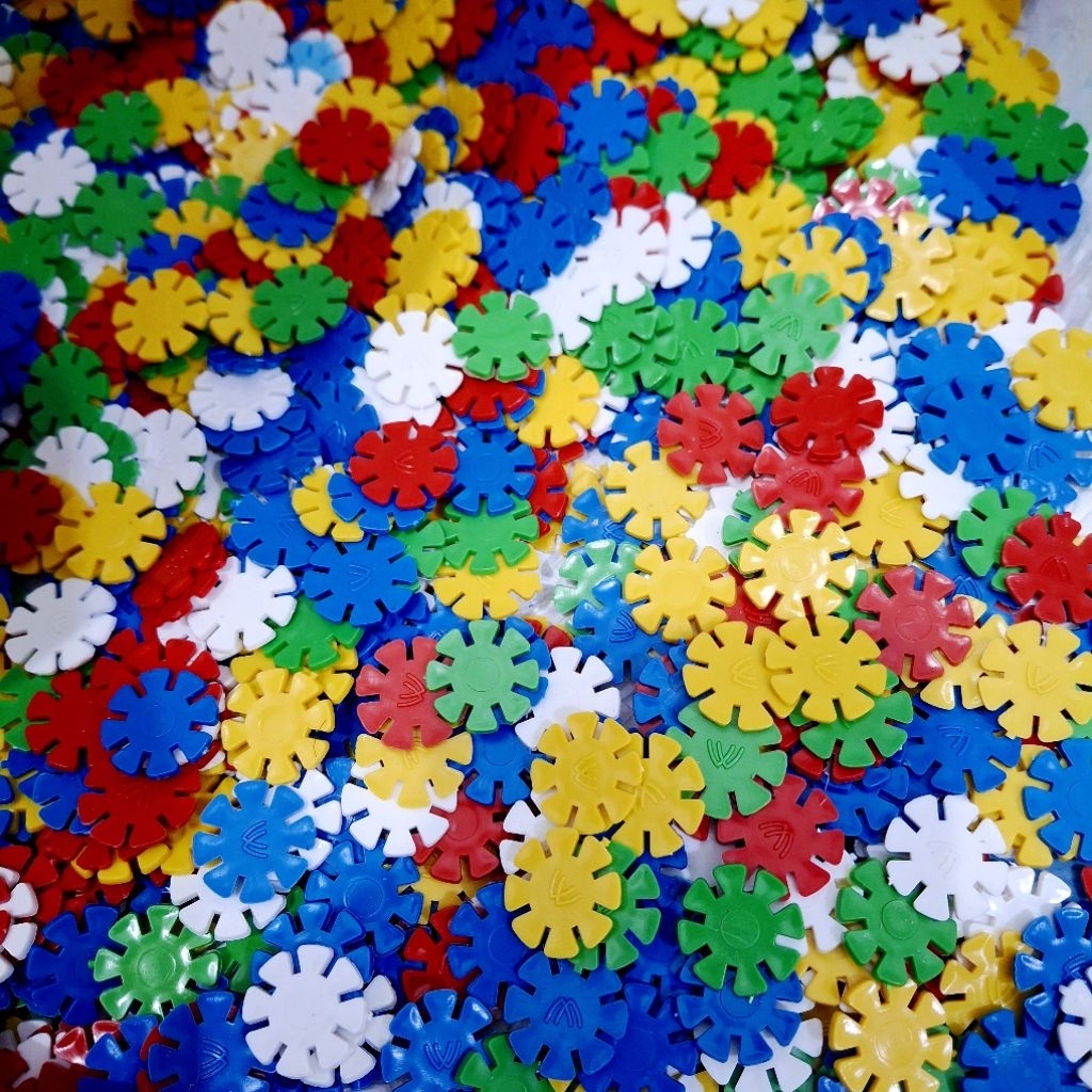 500 Gram (±1500 pcs) miniset kembang sakura Mainan Edukasi Puzzle Sakura Bongkar Pasang Jadul - Bric