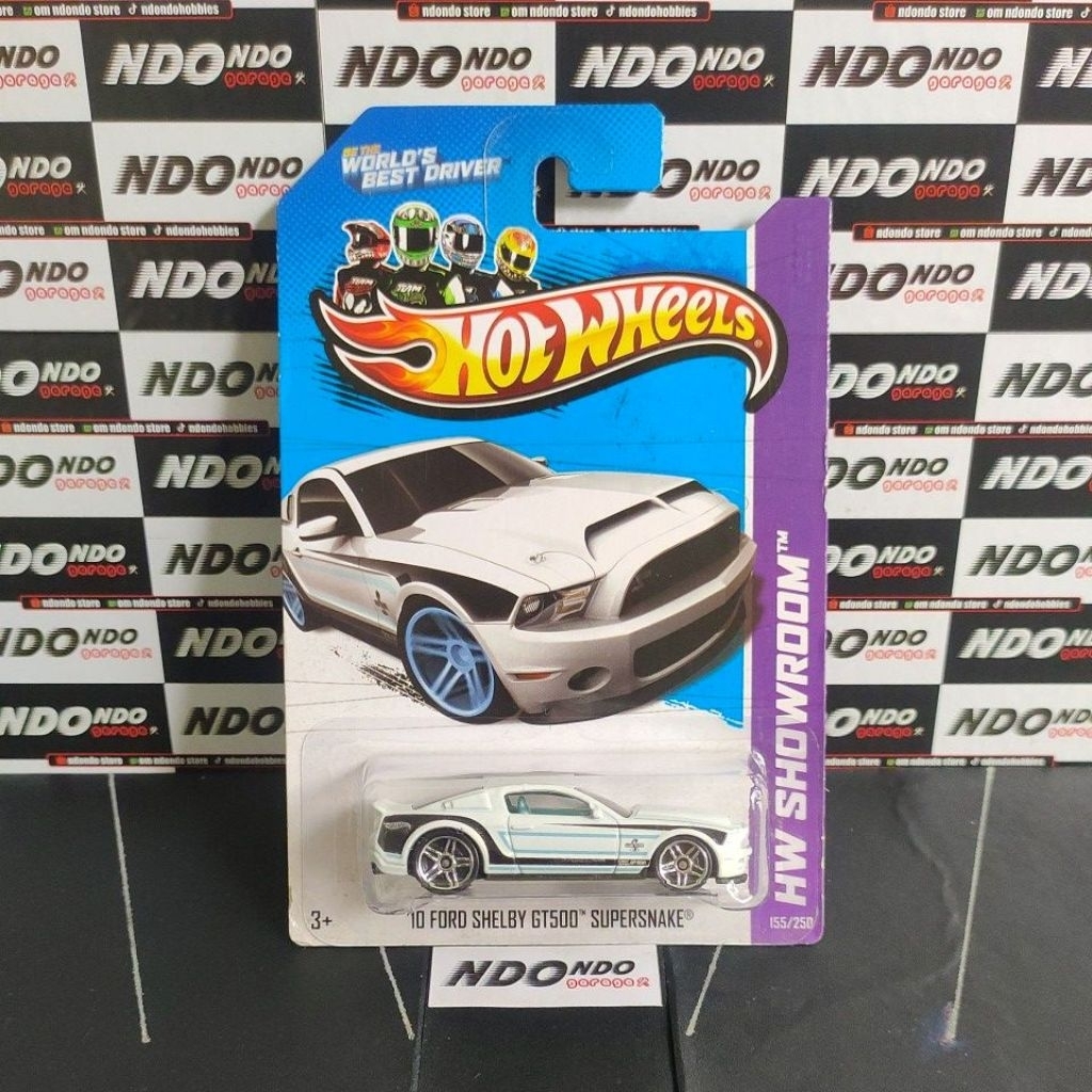 Hot Wheels '10 Ford Shelby GT500 Super Snake White - 2013 HW Showroom