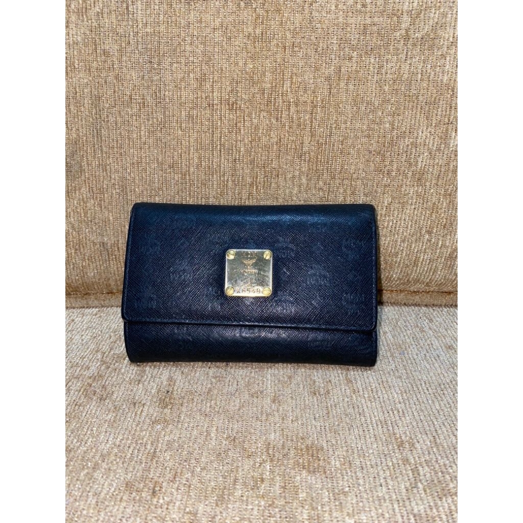 Preloved Authentic MCM Trifold Medium Wallet Embossed