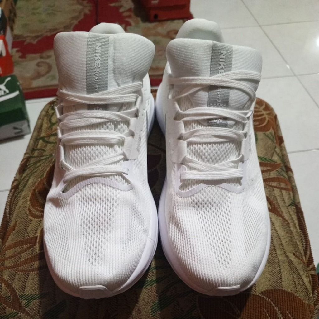 Sepatu Nike Running Pria & Wanita / Sepatu Olahraga Jogging Nike