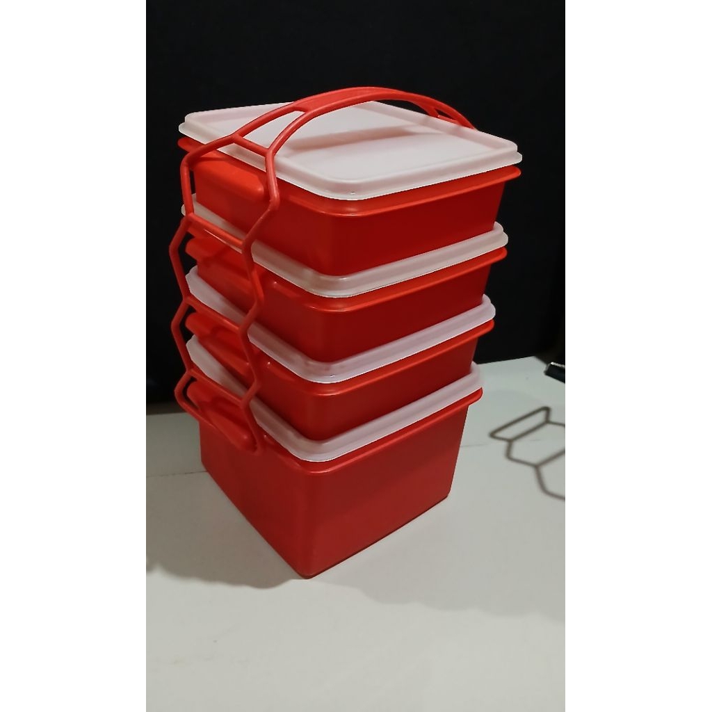 rantang 4 susun warna senada merah tupperware prelove (kapasitas 1 liter 3 pcs +2 liter 1 pcs)