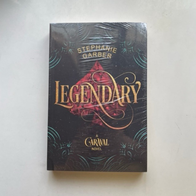 LEGENDARY (THE CARAVAL SERIES #2) - NOVEL FANTASI - PENERBIT MIZAN FANTASI