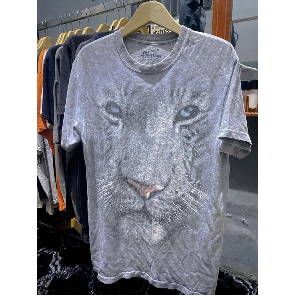 •SOLD• T-Shirt The Mountain #RN 96926