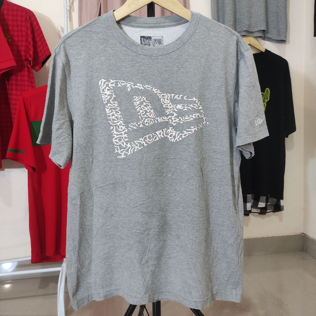 Kaos New Era Big Logo N grey Size L