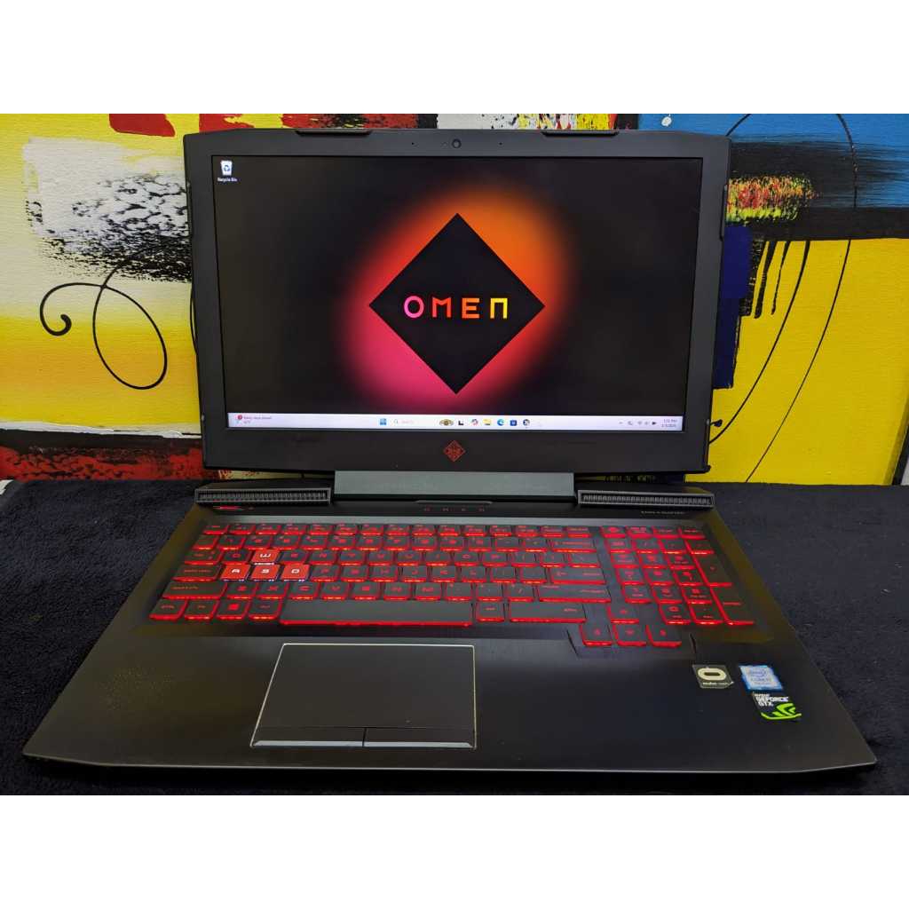Laptop Gaming HP OMEN 15 Core i7 7700HQ 8/256+ HDD 1TB Nvidia GTX 1060 6GB 144Hz