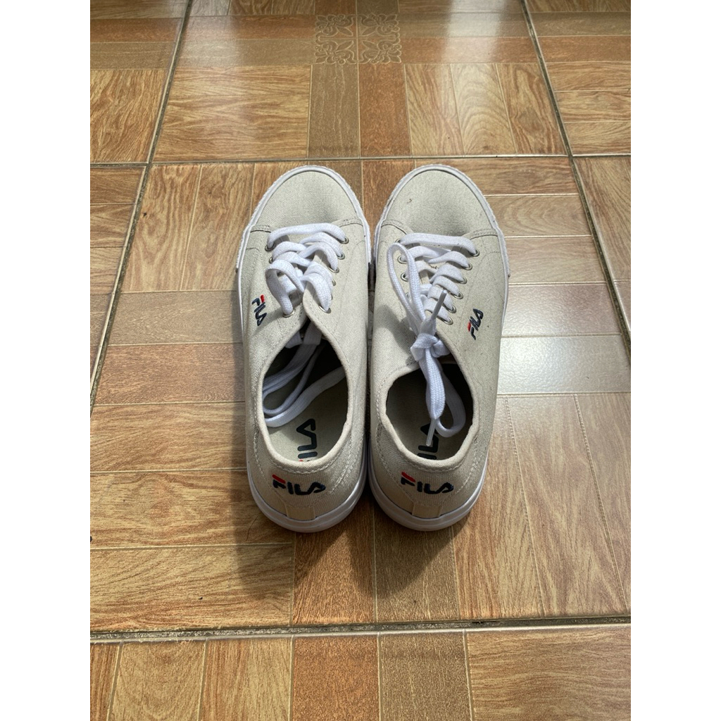 sepatu fila original