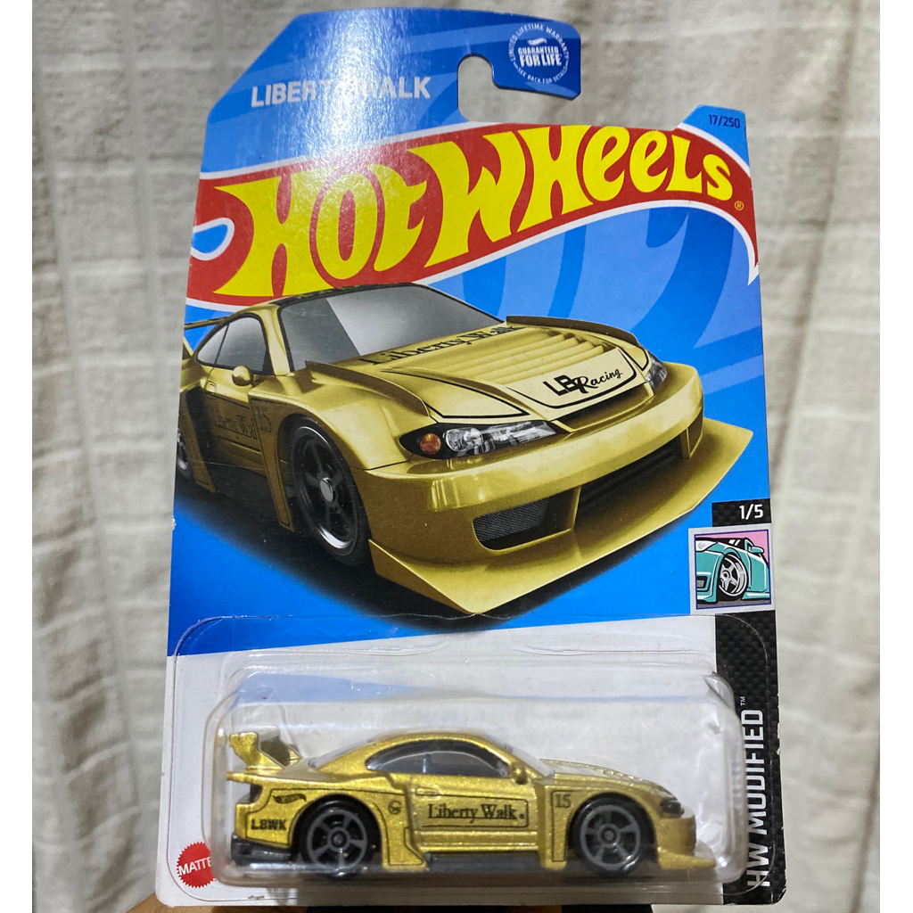 Hotwheels Nissan Silvia S15 LBWK Gold