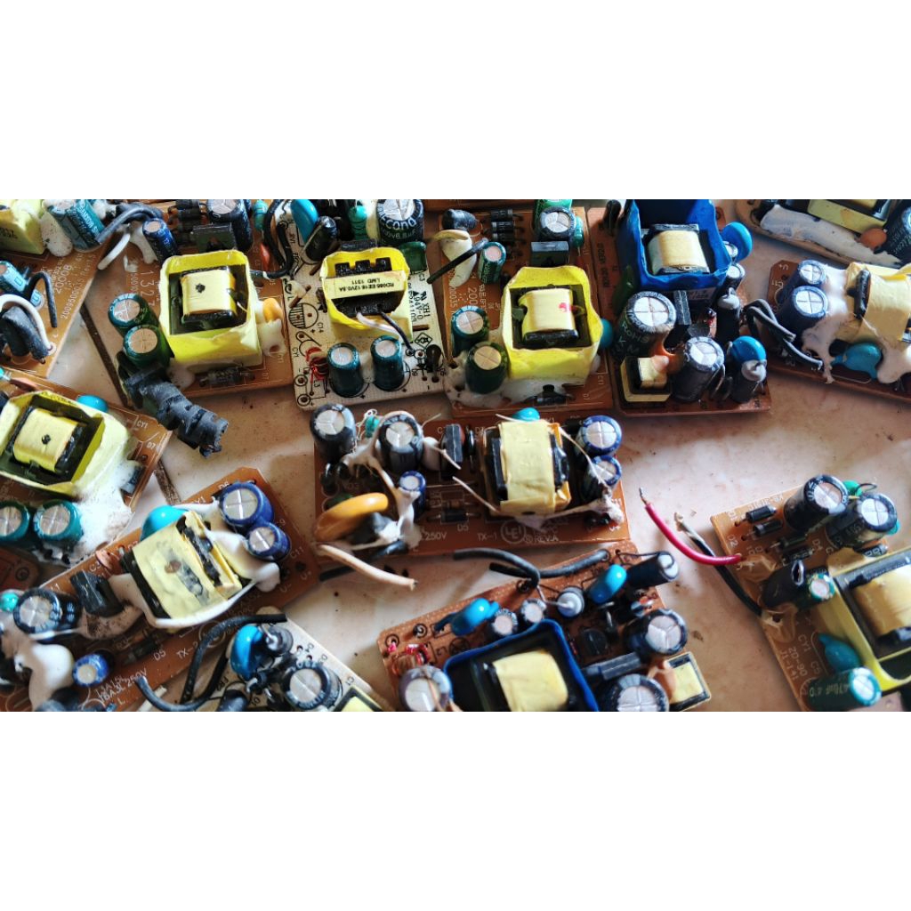 Mesin Charger Cas HP Ori Kondisi OFF Part Lengkap bahan Oprek