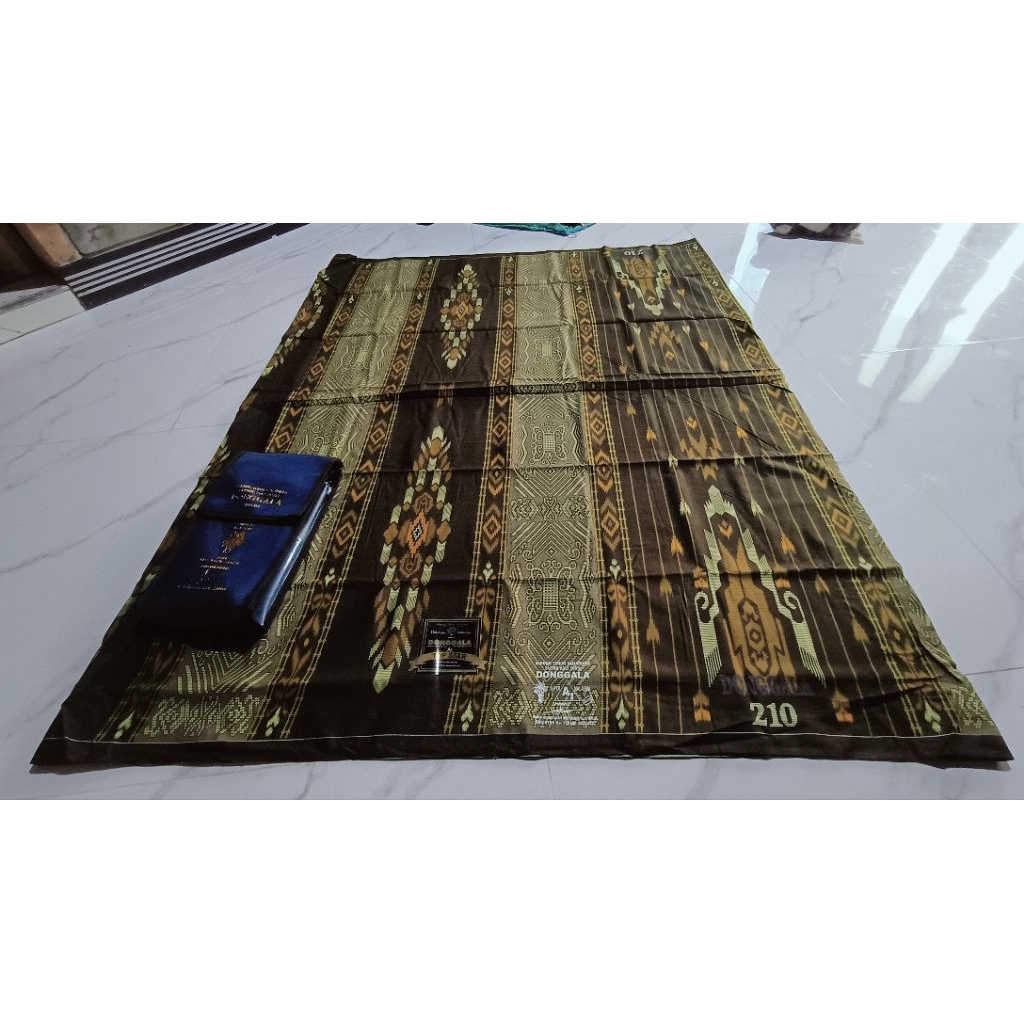 SARUNG DONGGALA RAYON