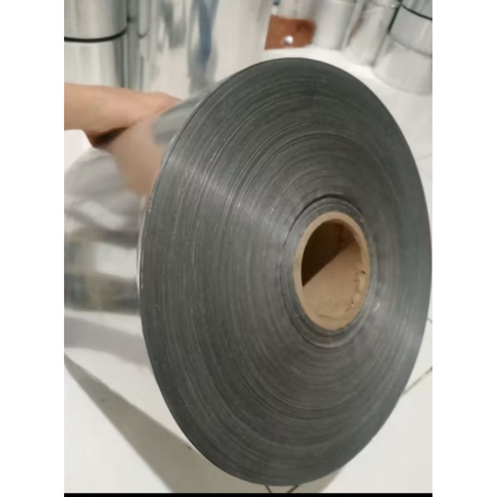 ROLL PLASTIK METALIZE 1000 METER / PLASTIK KEMASAN METALIZE ROLL KECIL ( 7CM-20CM ) , TEBAL 30 MICRO