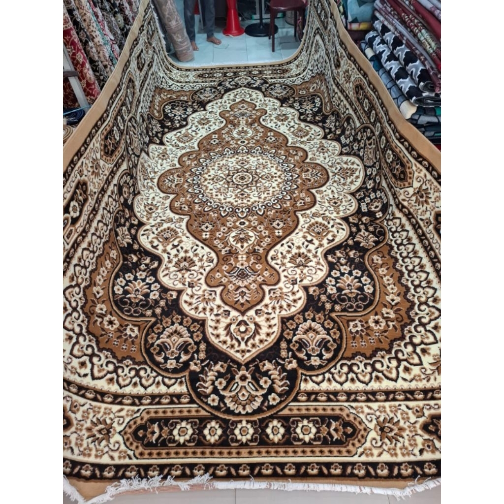 karpet ukuran 300 x 400 cm almaya