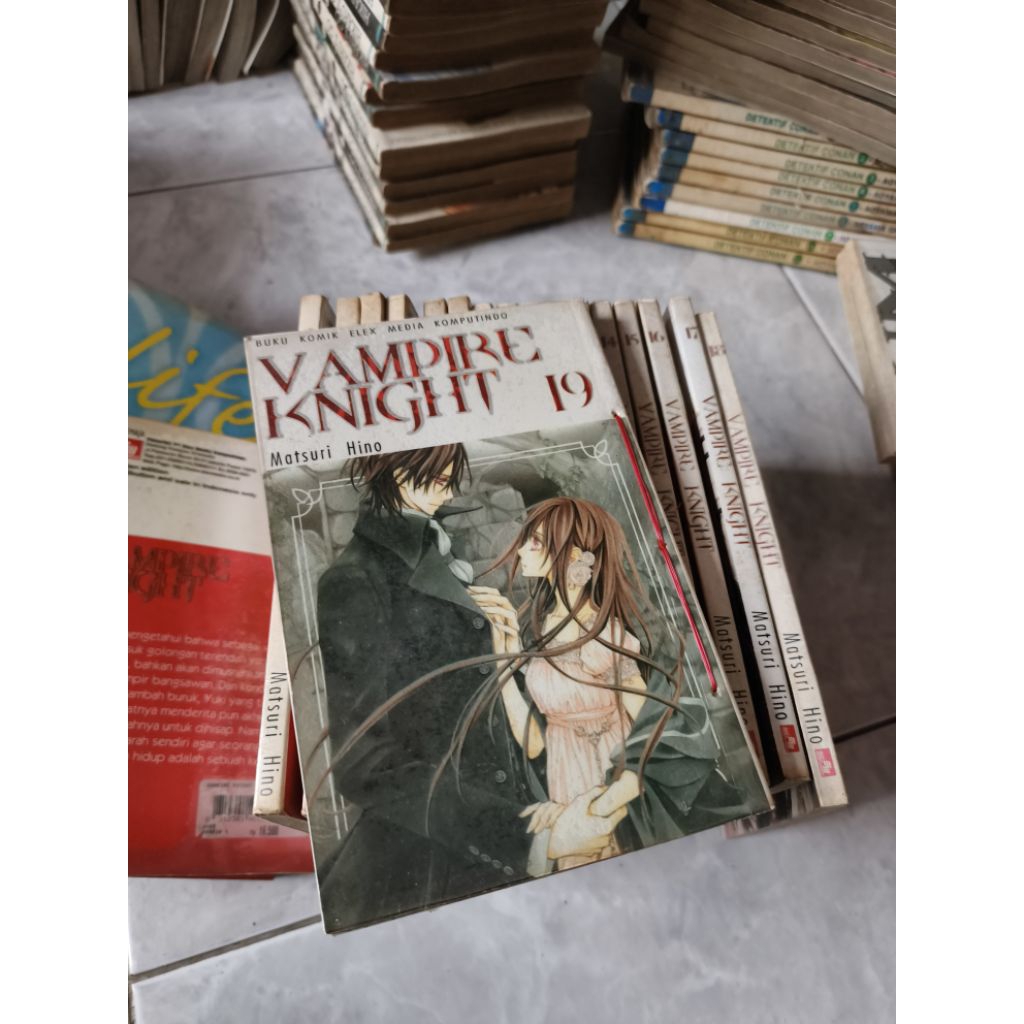 VAMPIRE KNIGHT VOL 1 SD 19 | HIRO MATSURI | ELEX | EKS RENTAL KOMIK | MANGA