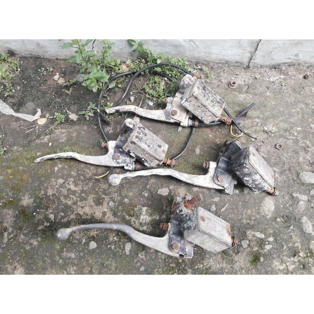 master rem kanan sanex qj150