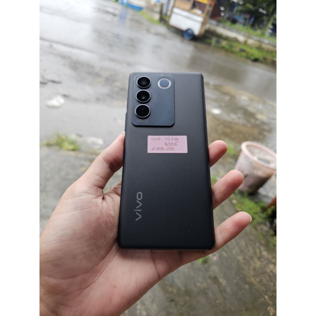 VIvo v27 5g 8/256gb