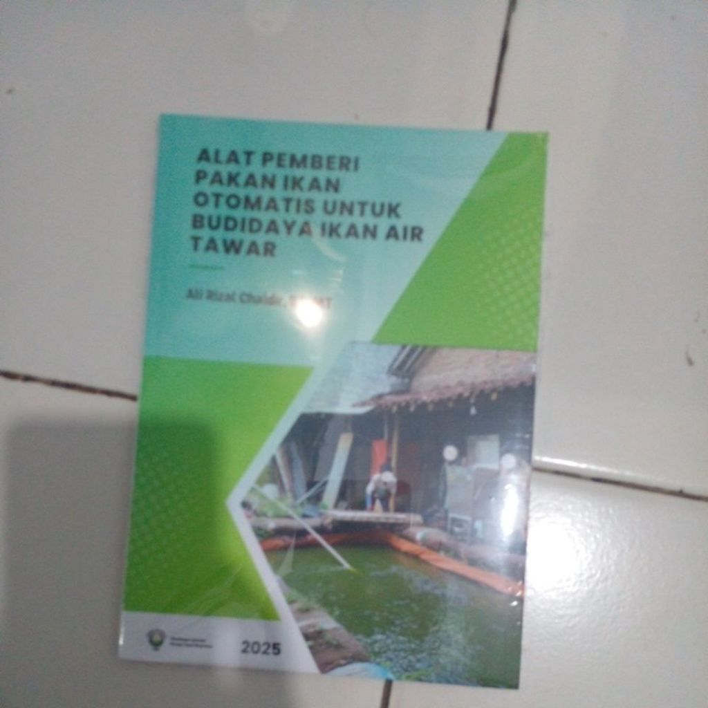 buku alat pemberi pakan ikan otomatis