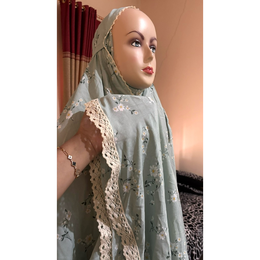Mukena Rayon Premium Motif Bunga Renda kecil