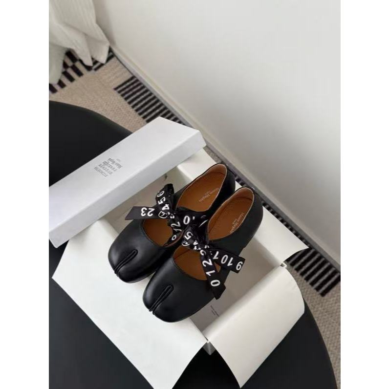 Maison Margiela MM6 split toe shoes Tabi Italian vegetable tanned sheepskin