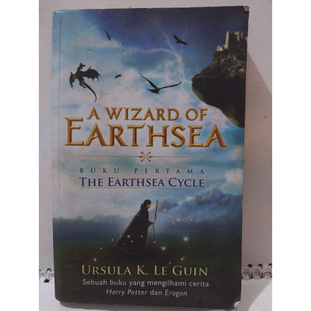 Novel A Wizard Of Earthsea buku pertama The Earthsea Cycle