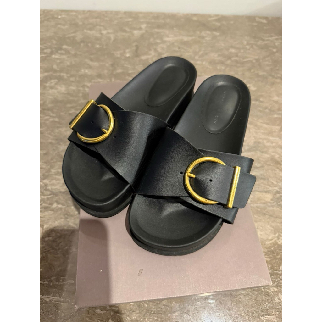 preloved sandal charles n keith