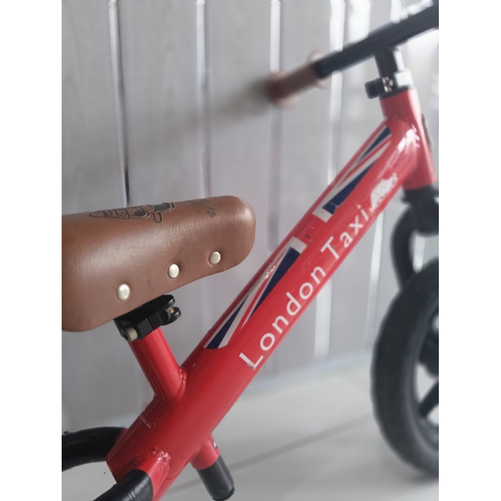 London Taxi Second Preloved